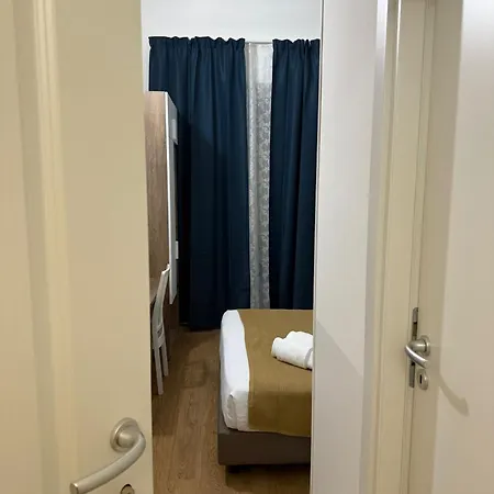 Conte Nocleg ze śniadaniem 3*