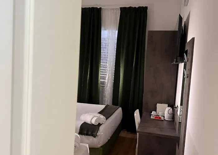 Conte House 4*