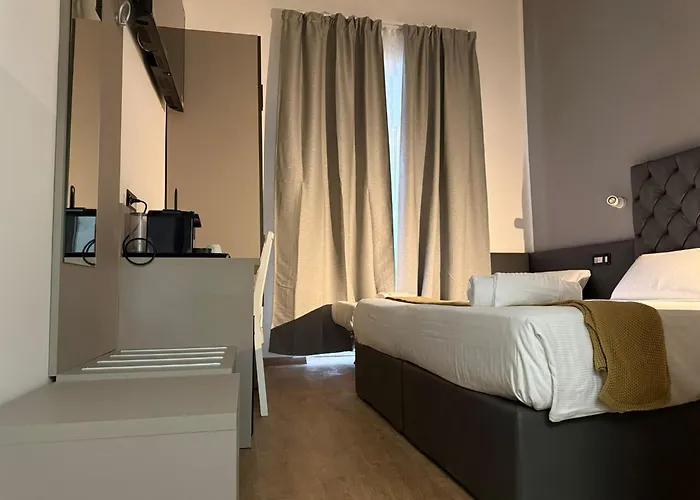 Conte House 4* Roma